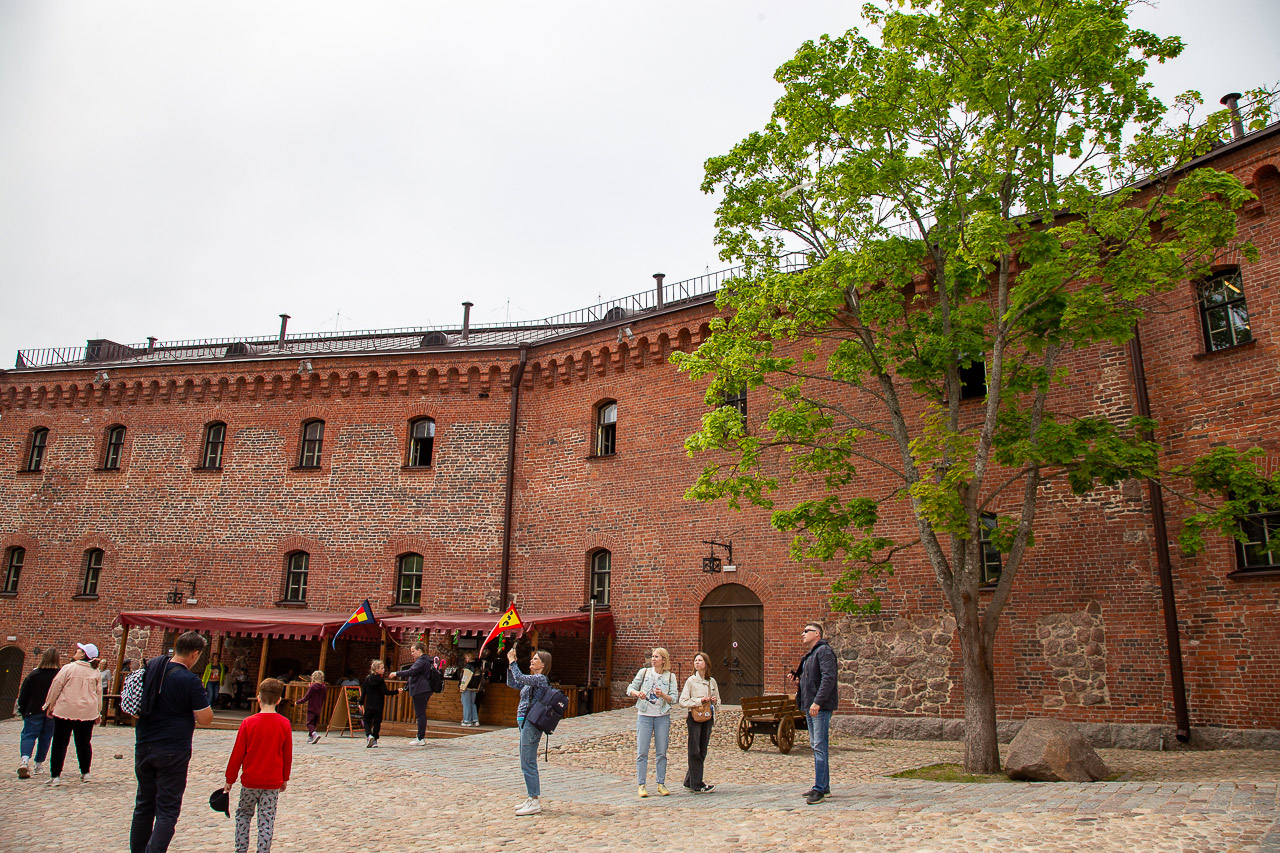 Выборг (Vyborg )